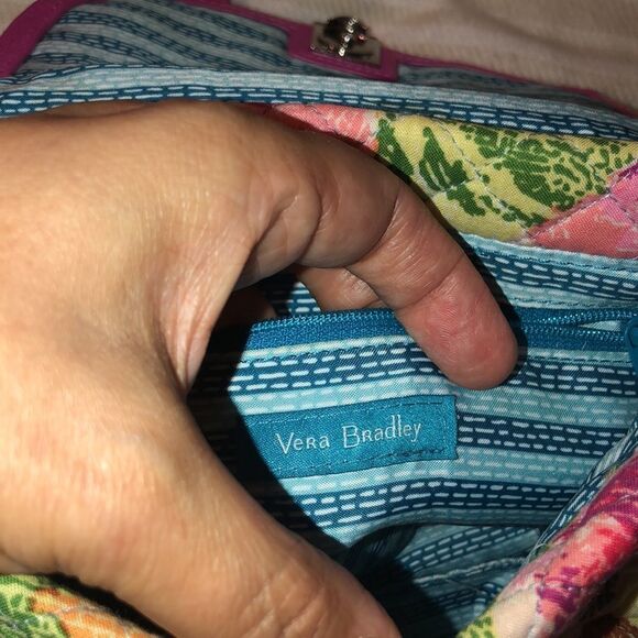 Vera Bradley Superbloom Print Floral Quilted Small Crossbody Bag Purse - Picture 12 of 13